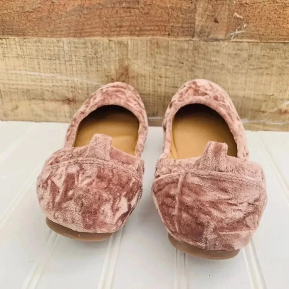 Lucky Brand Velvet Flats - Picture 4 of 6